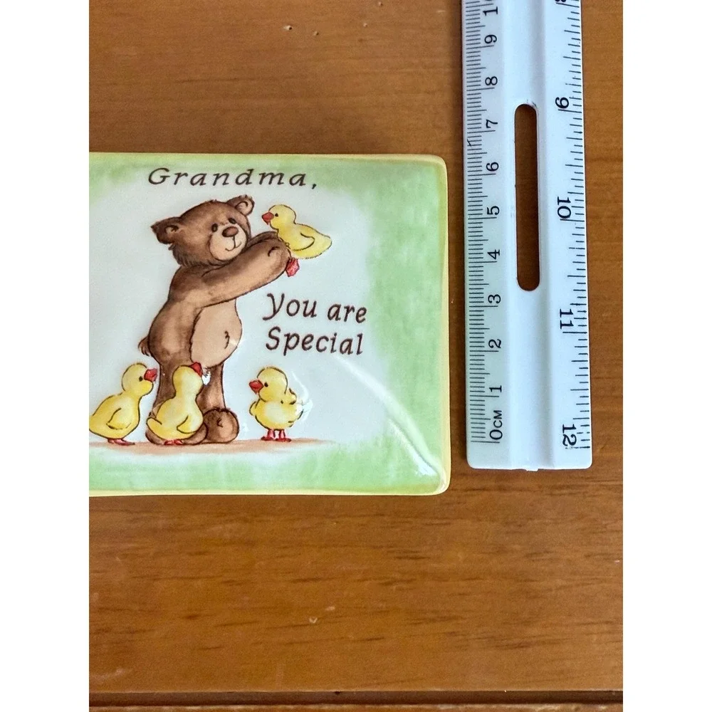 Gotta Getta Gund Grandma Ceramic‎ Trinket Box with Surprise